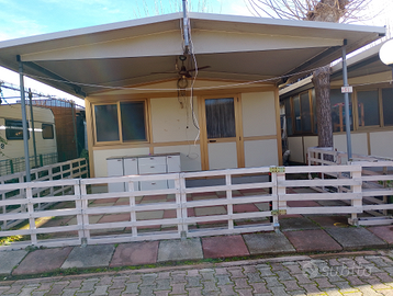 Roulotte con casotto