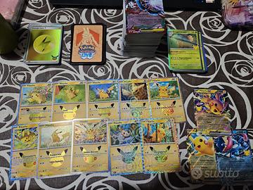 Lotto Carte Pokémon 30° Anniversario e Caos Nascen