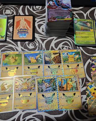 Lotto Carte Pokémon 30° Anniversario e Caos Nascen