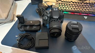Canon EOS 750D + 2 obiettivi STM + Accessori
