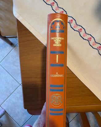 Enciclopeida Rizzoli per i ragazzi 1974