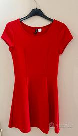 Abito rosso H&M a maniche corte