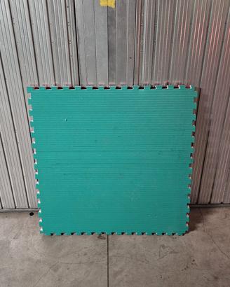 Tatami  10 pezzi cm.100x100x4 