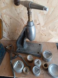 macchinetta per bottoni vintage 