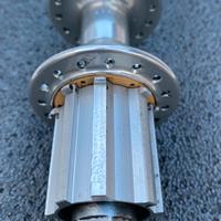 Mozzo posteriore campagnolo 32 fori