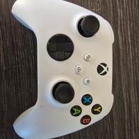 Xbox robot white