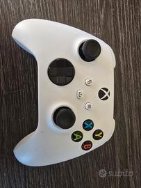 Xbox robot white