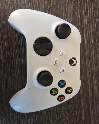 Xbox robot white