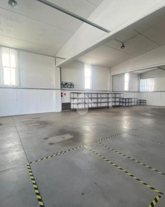MAGAZZINO A BASSANO DEL GRAPPA