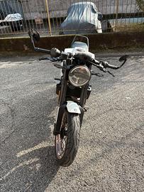 Husqvarna vitpilen 401