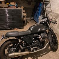 Moto guzzi V7 II stone