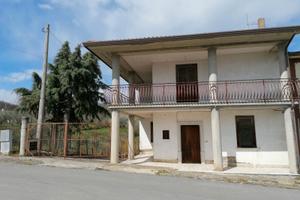 Casa indipendente in contrada oscata bisaccia
