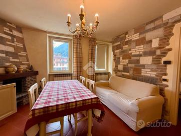 2 LOCALI A PONTE DI LEGNO