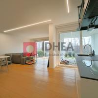 Moderna bifamiliare classe A4 con ampio scoperto p