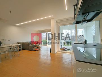 Moderna bifamiliare classe A4 con ampio scoperto p