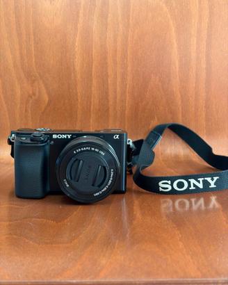 Sony a6100 + vari accessori (3581 SCATTI)