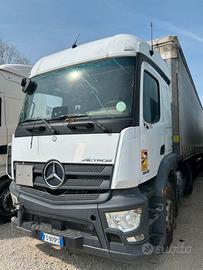 Mercedes Actros 1843 Incidentato
