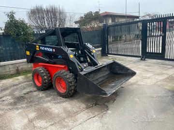 P102 Mini pala 28 q.li Fiat Hitachi SL55