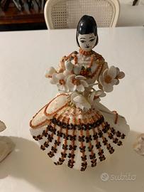 Statuetta decorativafilippina  in conchiglie