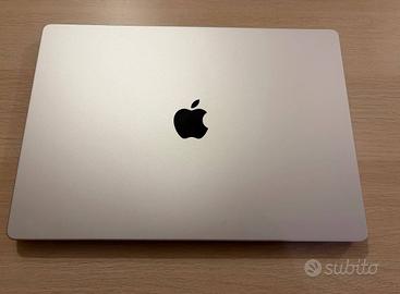 MacBook Pro 16 pollici M4 PRO 25 cicli