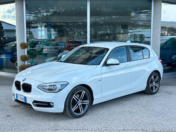Bmw 118 118d xDrive 5p. Sport 4x4 "NEOPATENTATI"