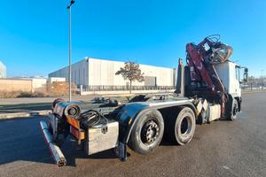 IVECO MAGIRUS 260E27 GRU + GANCIO SCARRABILE CASSE