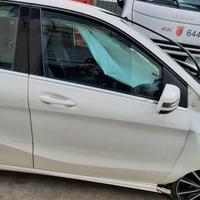 MERCEDES-BENZ B180 ANNO 2015 - PORTA ANTERIORE DES