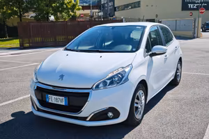 Peugeot 208 1.6 BLUEHDI 75 CV