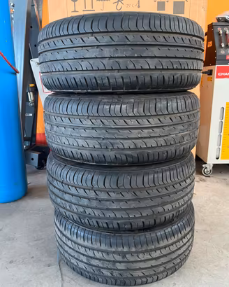 4 GOMME 205/45 ZR16 estive