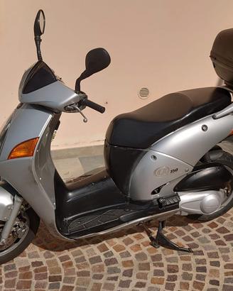 scooter honda 150 