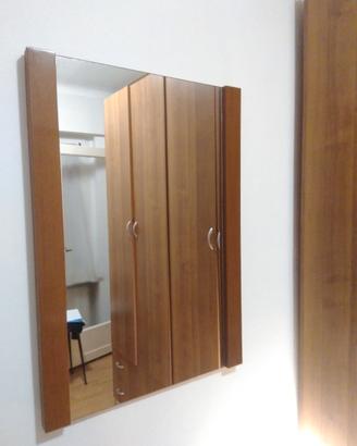Specchio da parete, in legno
