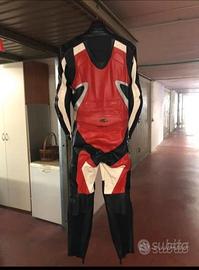 Tuta in pelle per motociclismo
