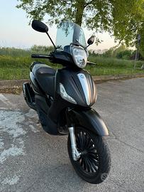 Piaggio Beverly 300 S
