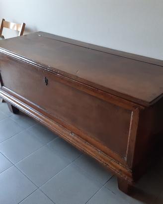 Cassapanca in legno massello