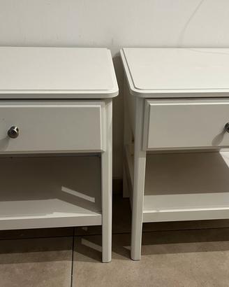 Coppia comodini serie Hemnes Ikea