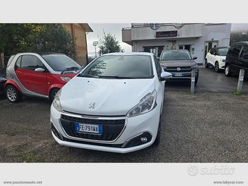 PEUGEOT 208 PureTech 82 5p. Allure