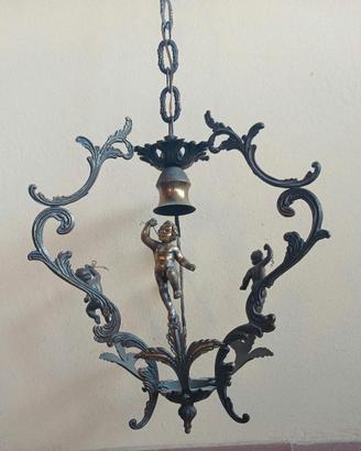 Lampadario Vintage con putti.