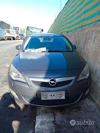 Ricambi Opel Astra J 2011 1.7 CDTI A17DTR