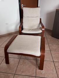 Sedia a dondolo e poggiapiedi Ikea