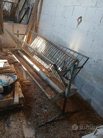 mangiatoia/ rastrelliera