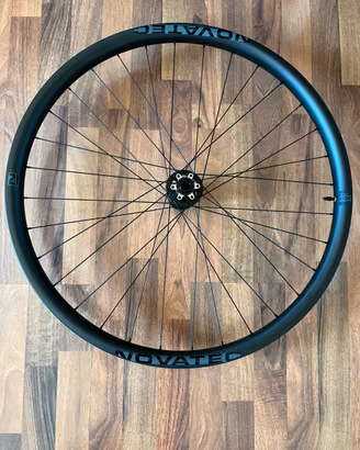 NUOVO Cerchi in Carbonio Enduro 29” M30 SRAM XD