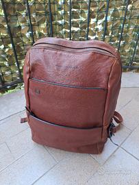 Zaino porta PC Piquadro Black Square in pelle.