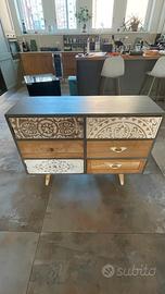 Credenza in stile shabby chic