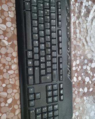 Tastiera Acer wireless + mouse e chiavetta 