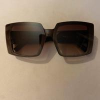 Occhiali balenciaga da donna usati