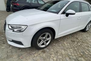 AUDI A3 SPB 1.6 TDI S TRONIC