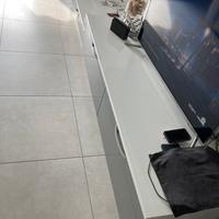 Mobile sala con cassettoni