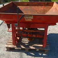 spandiconcime x trattore