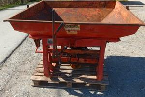 spandiconcime x trattore