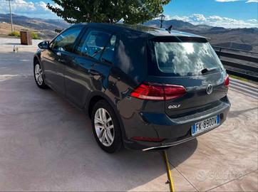 Volkswagen Golf 7.5 5p 1.6 tdi Executive 115cv